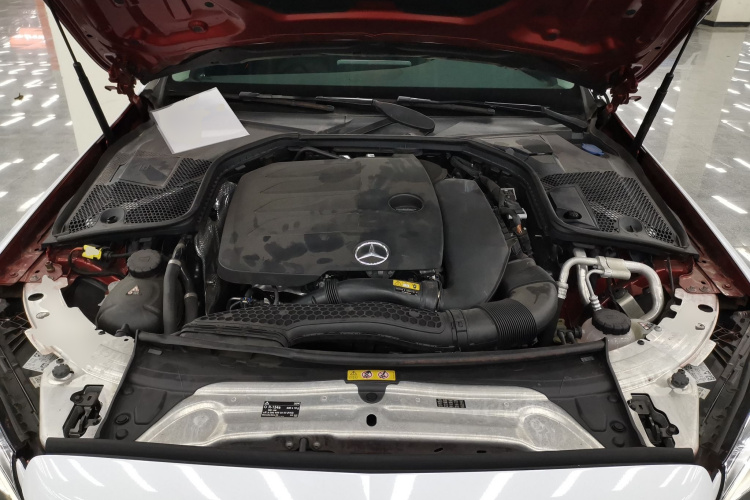 奔驰C级 2021款 C 260 L 运动星耀臻藏版机舱底盘24