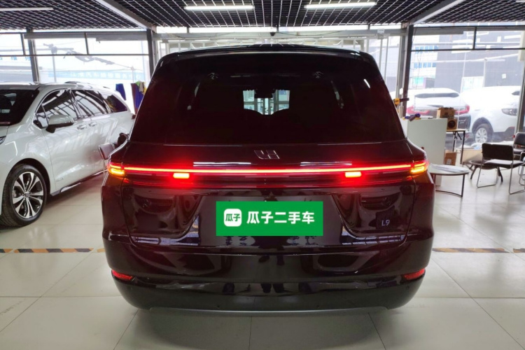 理想汽车 理想L9 2022款 Max车身外观6