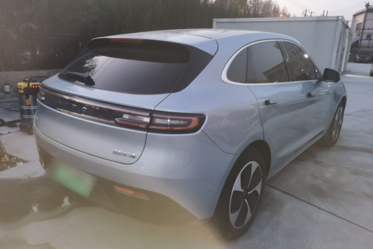 鸿蒙智行 问界M5 2022款 纯电后驱标准版车身外观7