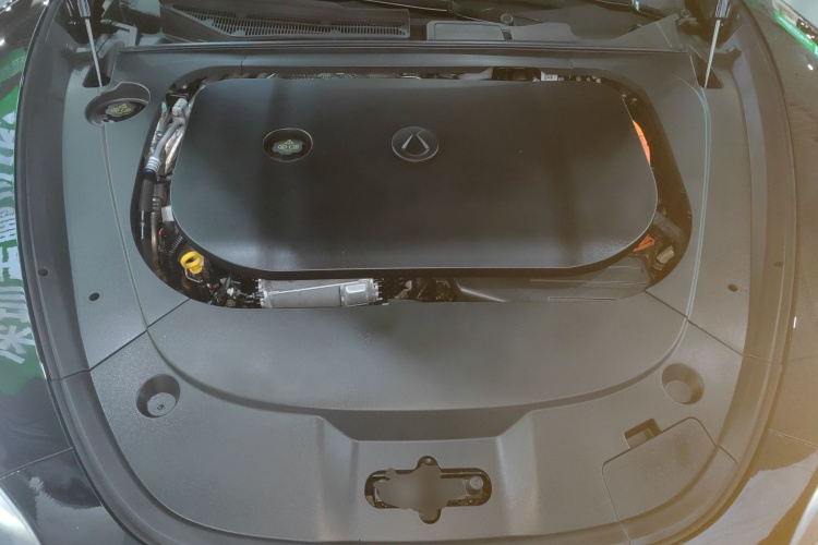 腾势Z9GT 2024款 1100四驱Max版局部细节24