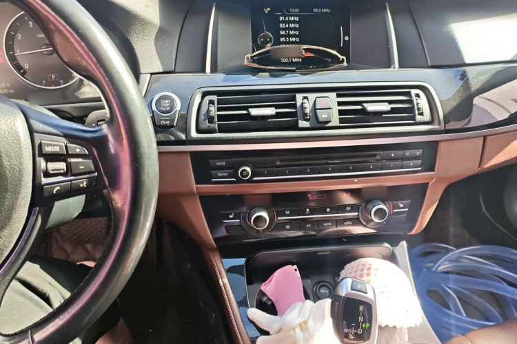 宝马5系 2017款 520Li 典雅型局部细节16