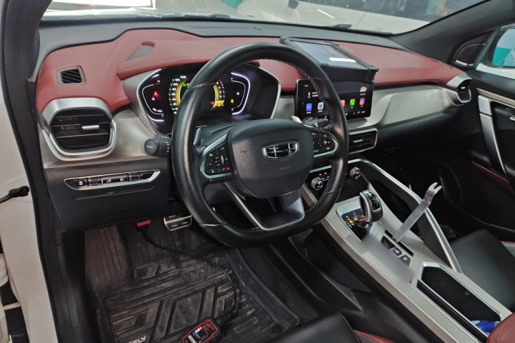 吉利汽车 缤越 2019款 运动款 260T DCT Battle 国VI中控内饰12