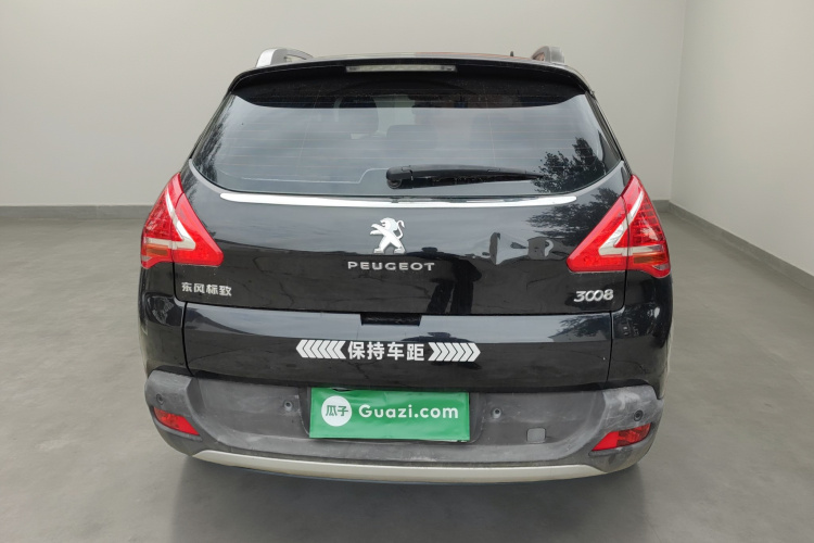 标致3008 2013款 2.0L 自动潮流版车身外观6