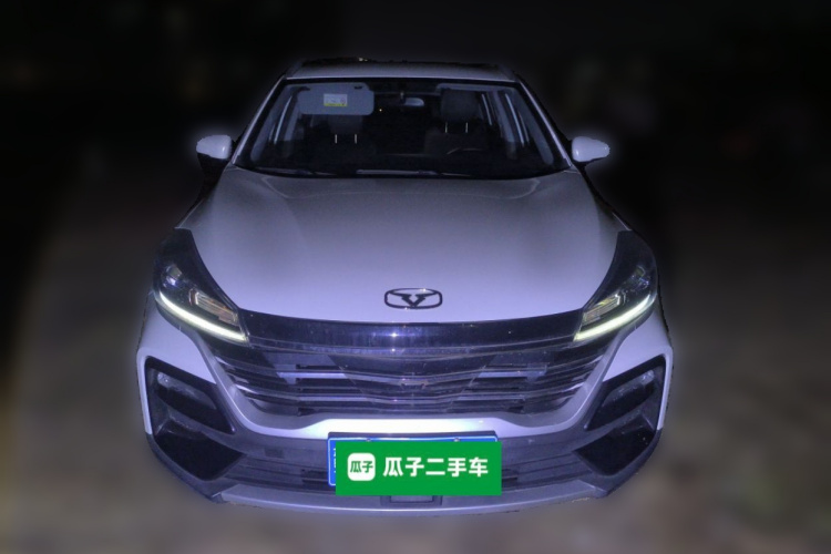 凯翼 炫界 2024款 1.5L CVT豪华版车身外观2