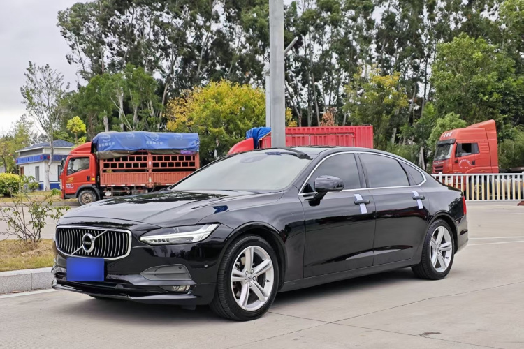 沃尔沃S90 2018款 T4 智逸版车身外观6002