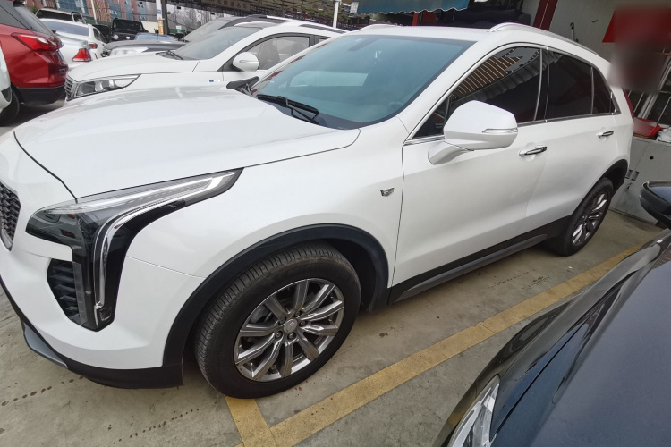 凯迪拉克XT4 2020款 28T 两驱领先型车身外观6003