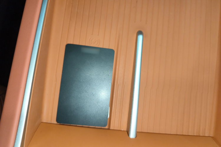 乐道L60 2024款 60kWh 后驱版中控内饰7001