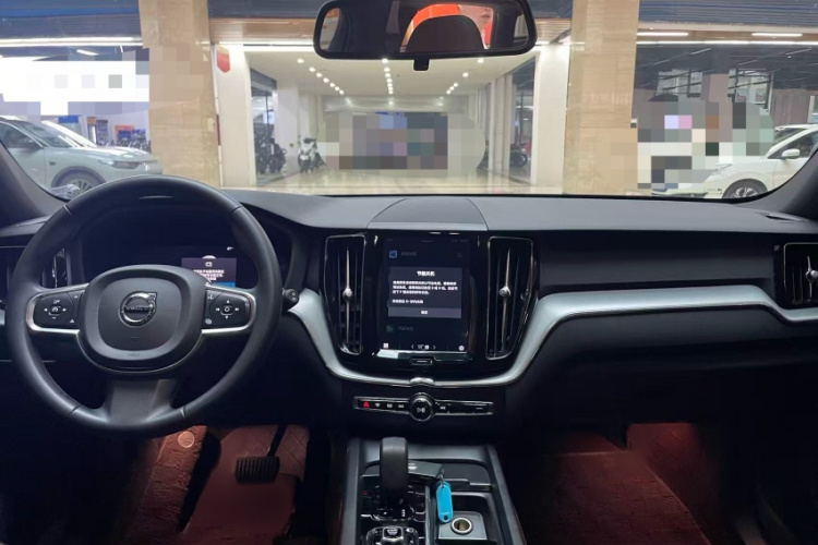 沃尔沃XC60 2023款 B5 四驱智逸豪华版中控内饰7001