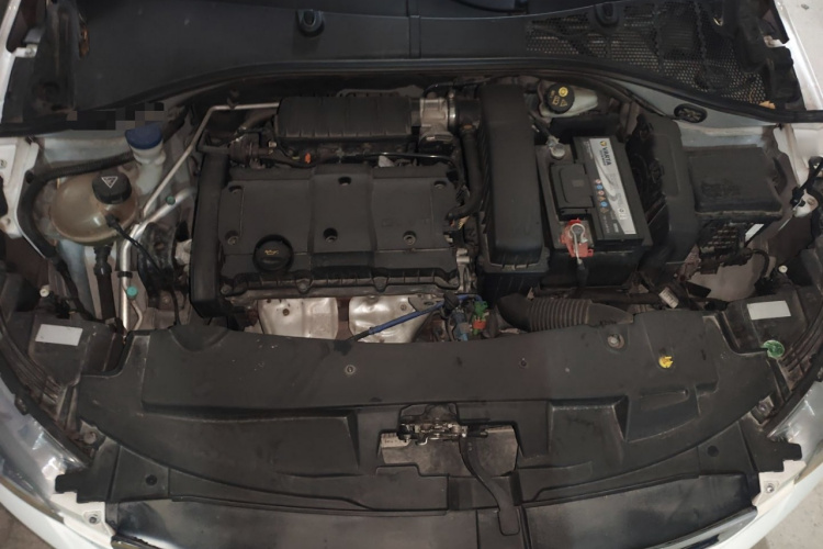 标致301 2017款 1.6L 自动舒适版局部细节24