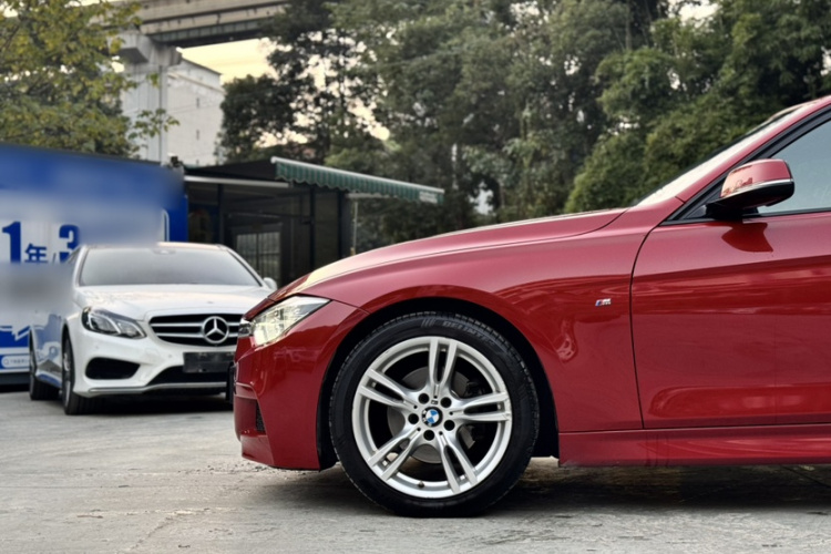 宝马3系 2017款 320Li M运动型车身外观6006