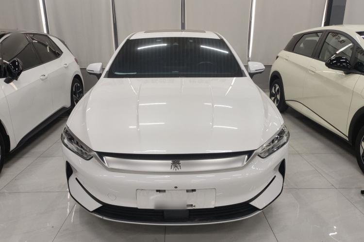 比亚迪 秦PLUS 2021款 EV 600KM 旗舰型车身外观2