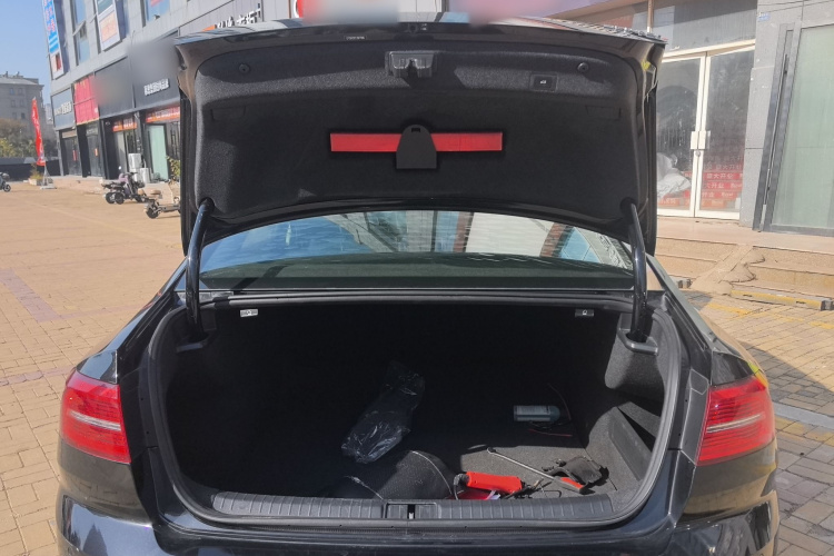 大众 迈腾 2018款 280TSI DSG 领先型机舱底盘23