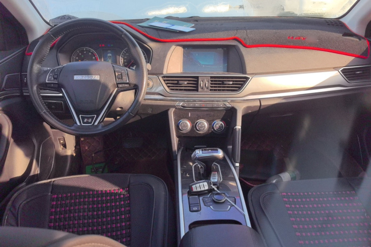 哈弗H6 2018款 红标 运动版 1.5T 自动两驱精英型中控内饰12