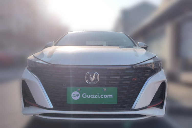 长安 逸动 2023款 畅享版 PLUS 蓝鲸NE 1.4T GDI DCT尊贵版车身外观6001