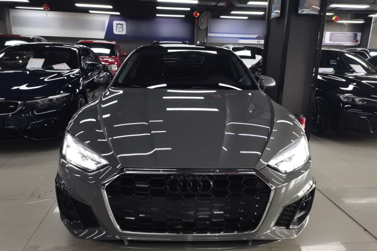 奥迪A5 2022款 Sportback 40 TFSI quattro 豪华动感型车身外观2