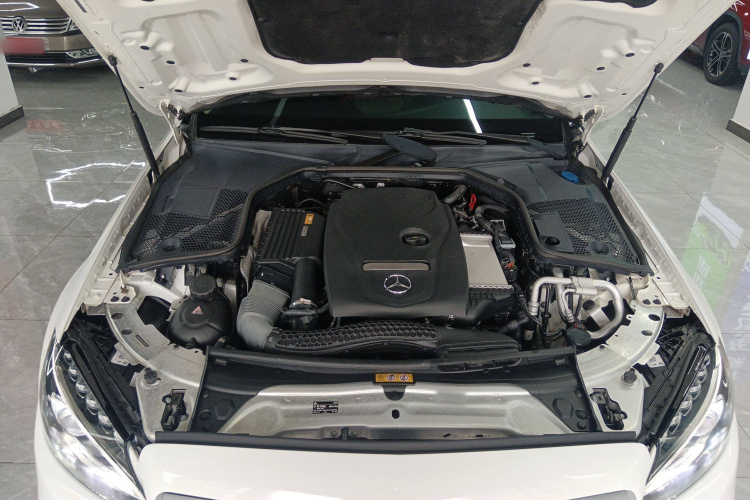 奔驰C级 2018款 C 180 L 时尚型运动版机舱底盘24