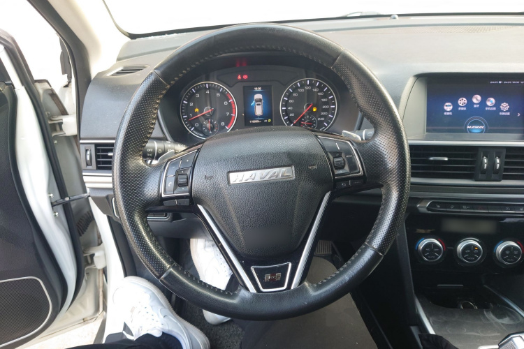 哈弗H6 2018款 运动版 1.5T 自动两驱精英型 国V中控内饰13