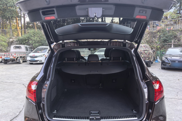 保时捷 2014款 Cayenne Platinum Edition 3.0T车身外观6006