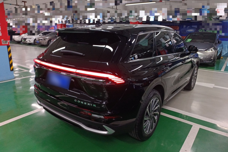 林肯 冒险家 2023款 2.0T 两驱尊雅版车身外观7