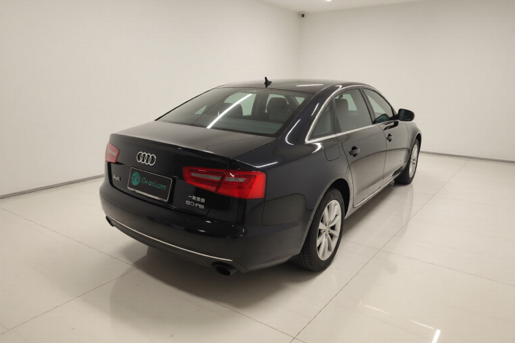 奥迪A6L 2014款 30 FSI 技术型车身外观7