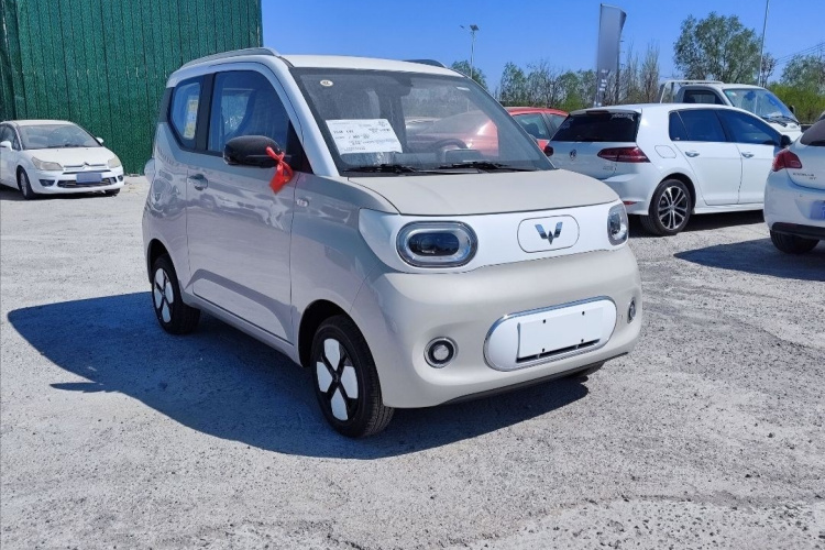 五菱汽车 宏光MINIEV 2024款 第三代 215km 进阶版车身外观6001