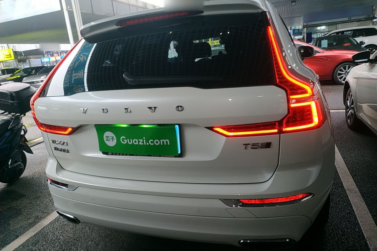 沃尔沃XC60 2020款 T5 四驱智远豪华版车身外观6