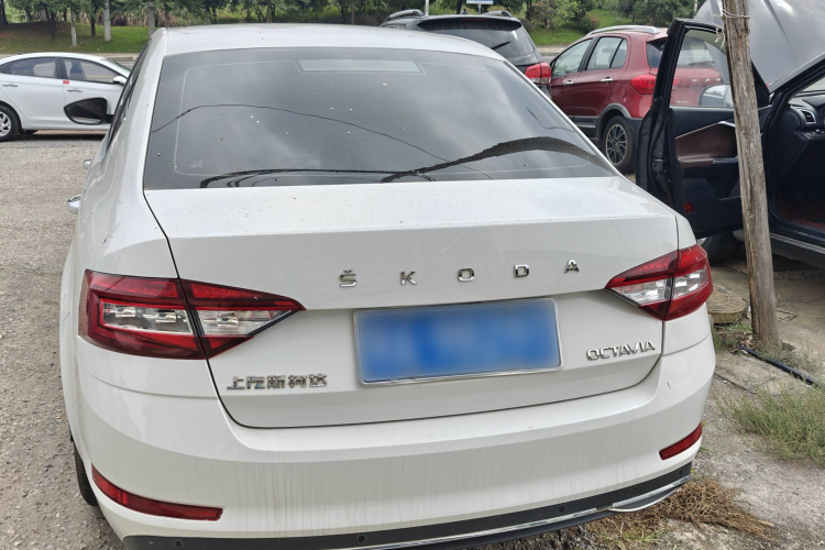 斯柯达 明锐 2019款 1.5L 自动智行豪华版 国V车身外观6004