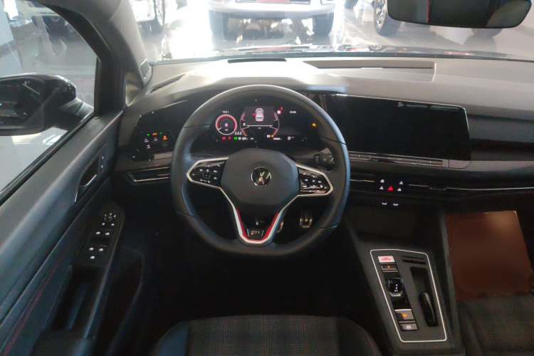 大众 高尔夫GTI 2023款 380TSI DSG GTI中控内饰13