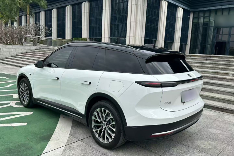蔚来ES6 2024款 75kWh车身外观6006