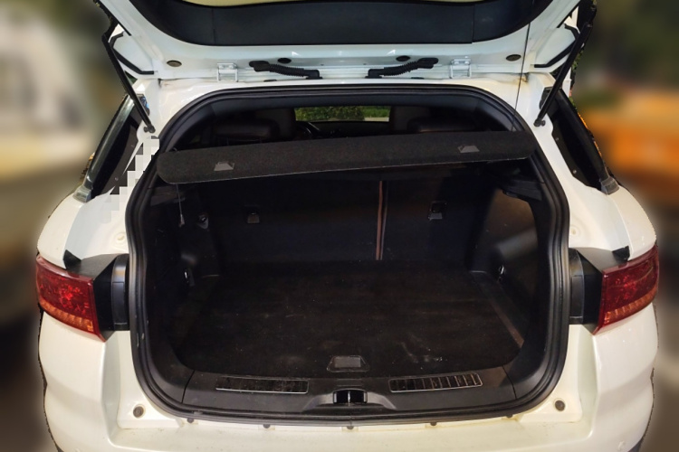 陆风X7 2015款 2.0T 全景尊贵版局部细节23