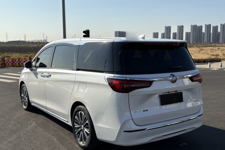 别克GL8 2023款 ES陆尊 豪华型车身外观6009