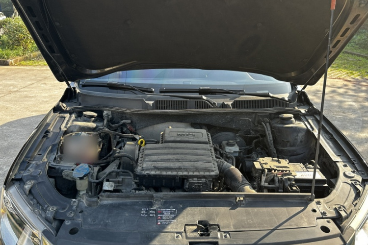 大众 朗逸 2013款 改款经典 1.6L 手动风尚版局部细节24