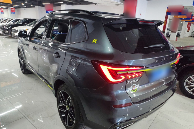 荣威RX5 2021款 PLUS 330TGI 自动国潮智臻版车身外观4