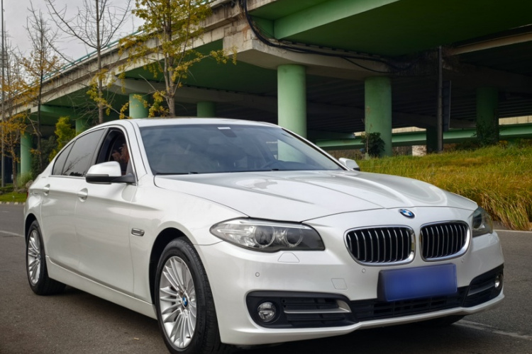 宝马5系 2014款 525Li 领先型车身外观6002
