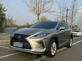 雷克萨斯RX 2020款 改款 450hL 四驱典雅版7座