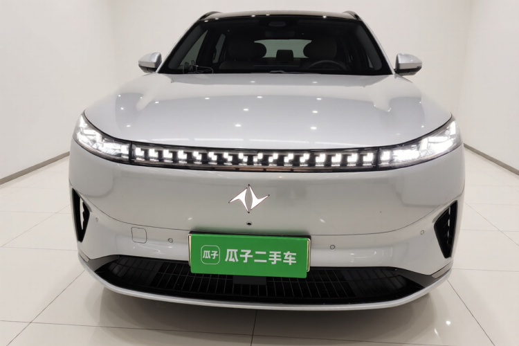 东风奕派 eπ008 2025款 636Ultra纯电版 5座车身外观2