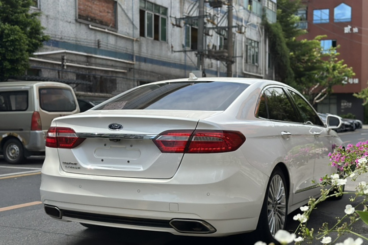 福特 金牛座 2018款 EcoBoost 245 卓越型 国V车身外观6001