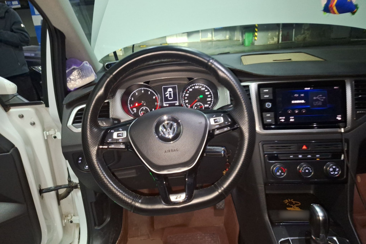 大众 高尔夫·嘉旅 2019款 280TSI 自动好奇型 国V中控内饰13