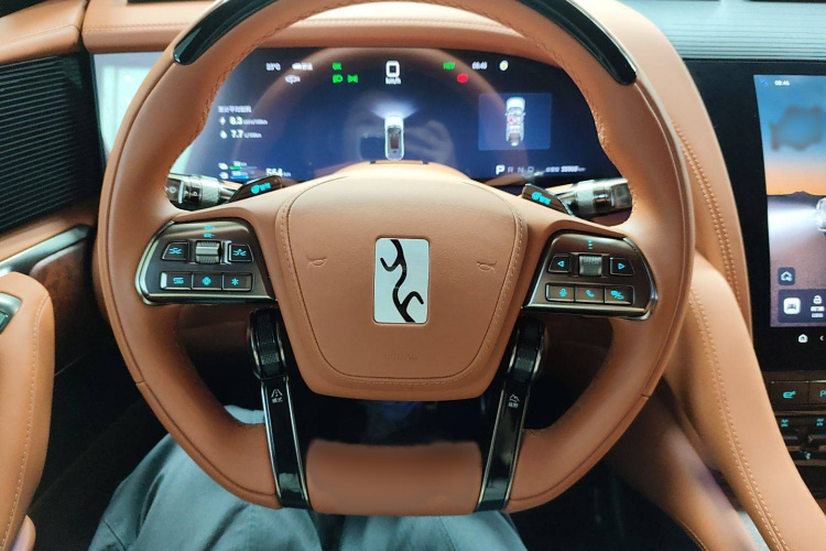 仰望U8 2023款 豪华版局部细节13