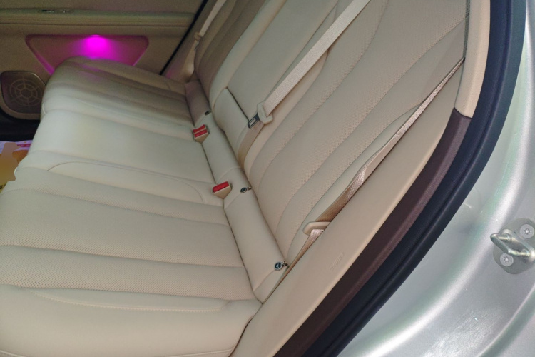 鸿蒙智行 问界M7 2024款 1.5T 后驱Plus版 5座中控内饰21