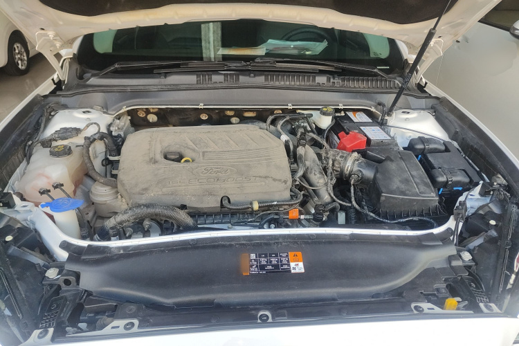 福特 蒙迪欧 2020款 EcoBoost 180 时尚型局部细节24