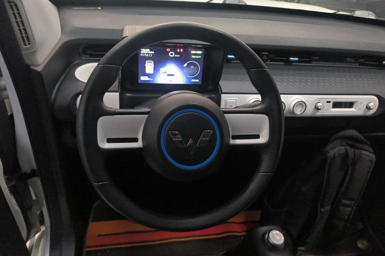 五菱汽车 宏光MINIEV 2022款 GAMEBOY 300km 玩咖款 磷酸铁锂中控内饰13