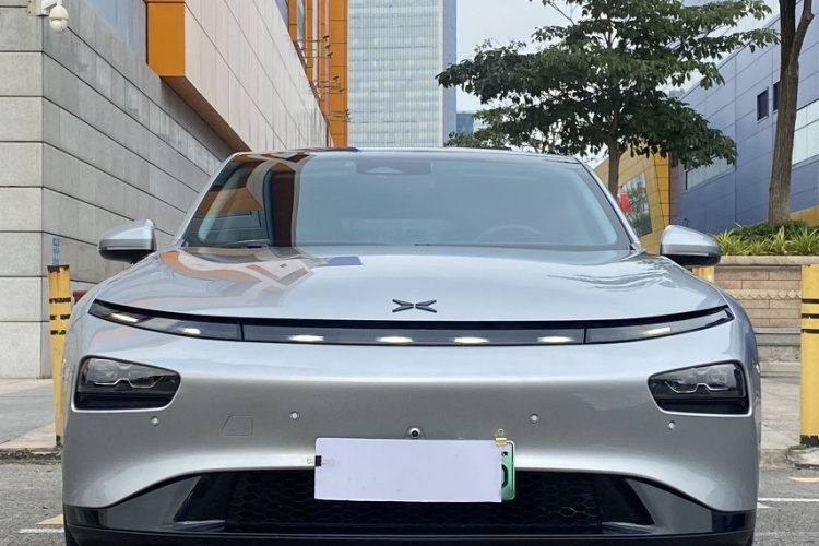 小鹏P7 2021款 480N车身外观6002