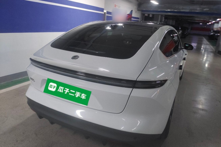 蔚来ET5 2022款 75kWh车身外观7