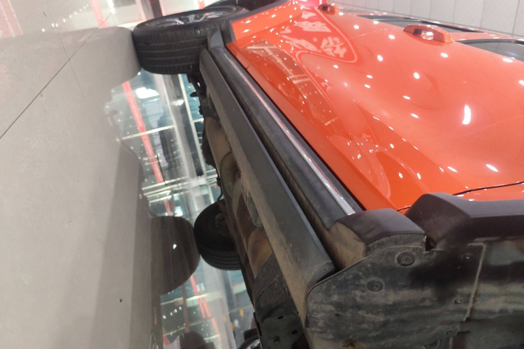 坦克300 2024款 2.0T 穿越者机舱底盘29