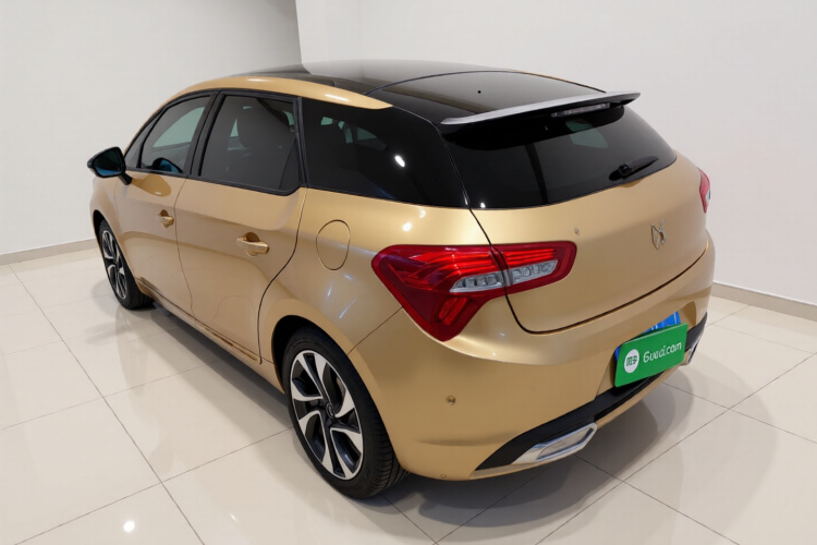 DS 5 2015款 1.8T 60周年限量版THP200车身外观5