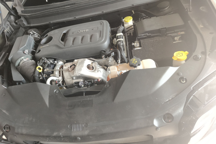 Jeep 自由光 2019款 2.0T 四驱全能版 国VI局部细节24