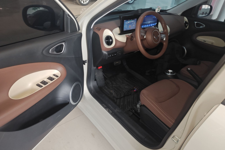 五菱汽车 五菱缤果 2024款 203km 轻享款中控内饰20