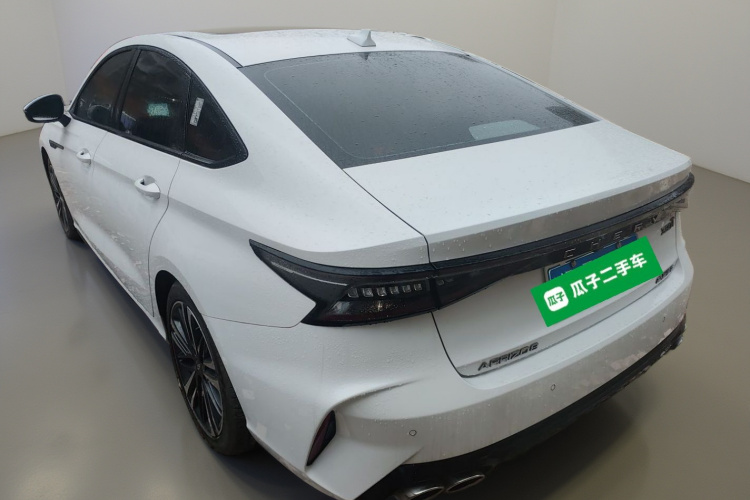 奇瑞 艾瑞泽8 2023款 高能版 2.0T DCT驰车身外观5