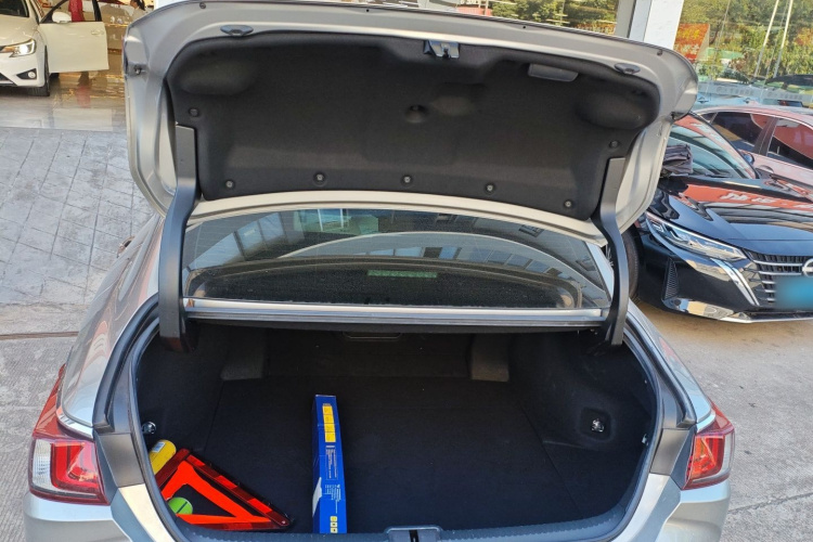 雷克萨斯ES 2020款 200 卓越版局部细节23